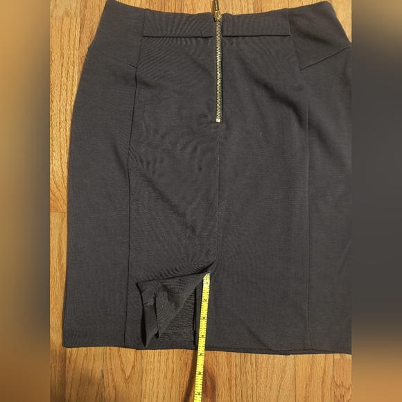 Michael Kors skirt, size 6, brown - Picture 9 of 9